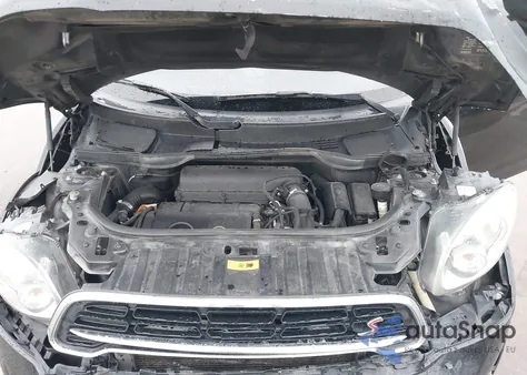 2016 Mini Countryman Cooper S z USA, uszkodzony, nr VIN WMWZC3C5XGWT09275